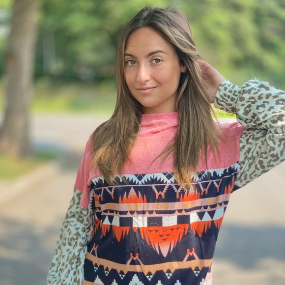 Aztec Top with Leopard Sleeve - Picture 2 of 3